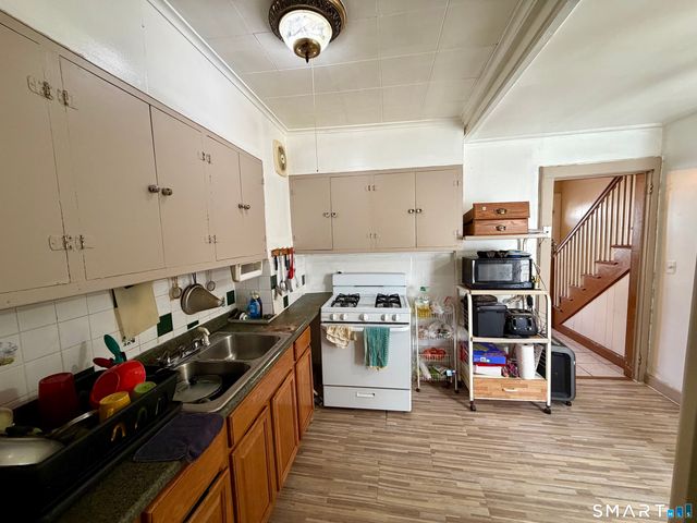 111 Waterman Street, Bridgeport, CT 06607
