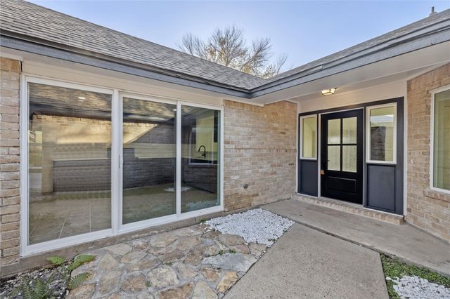 11510 Caesar Drive, Stafford, TX 77477