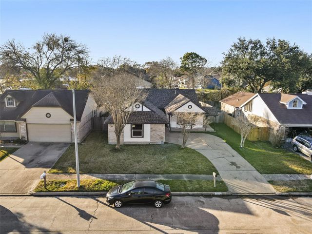 11510 Caesar Drive, Stafford, TX 77477
