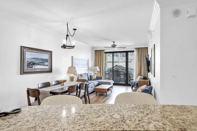 10 Harbor Boulevard W522, Destin, FL 32541