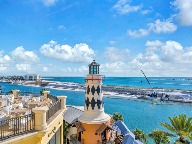 10 Harbor Boulevard W522, Destin, FL 32541