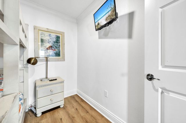 10 Harbor Boulevard W522, Destin, FL 32541