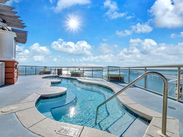 10 Harbor Boulevard W522, Destin, FL 32541