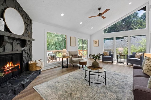 201 Rustic Ridge Drive NE, Kennesaw, GA 30144