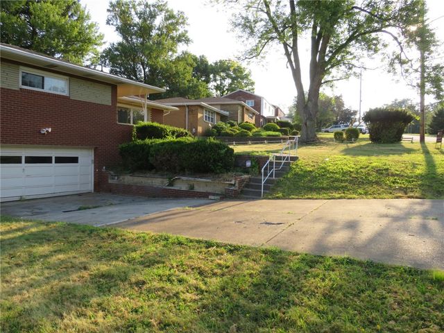 1185 Colgate Dr, Monroeville, PA 15146