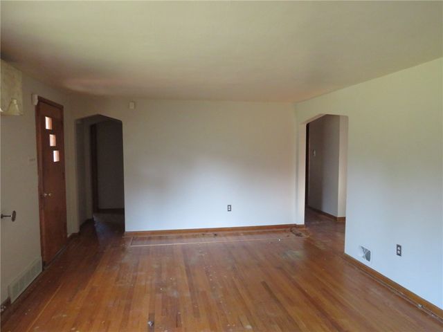 1185 Colgate Dr, Monroeville, PA 15146