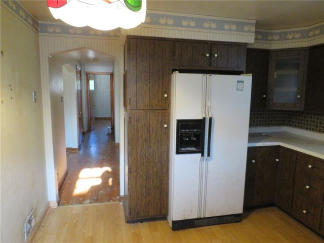 1185 Colgate Dr, Monroeville, PA 15146