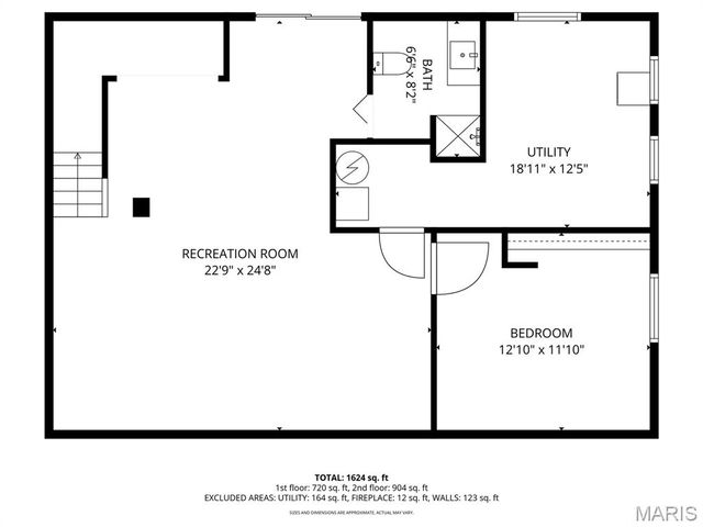 210 Vistaoak Court, Ballwin, MO 63021