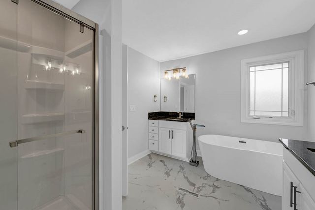 720 NE 42nd Street, Ankeny, IA 50021