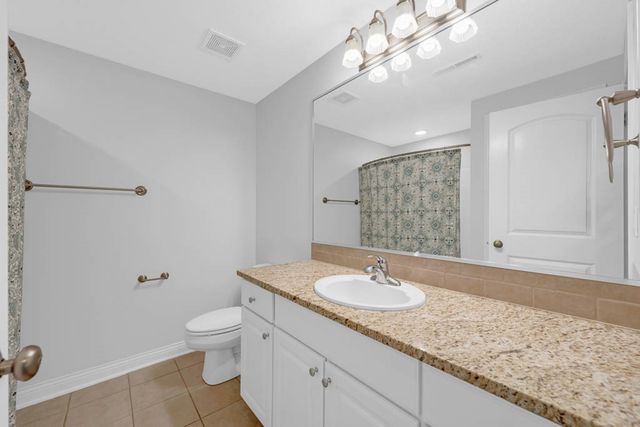 720 NE 42nd Street, Ankeny, IA 50021