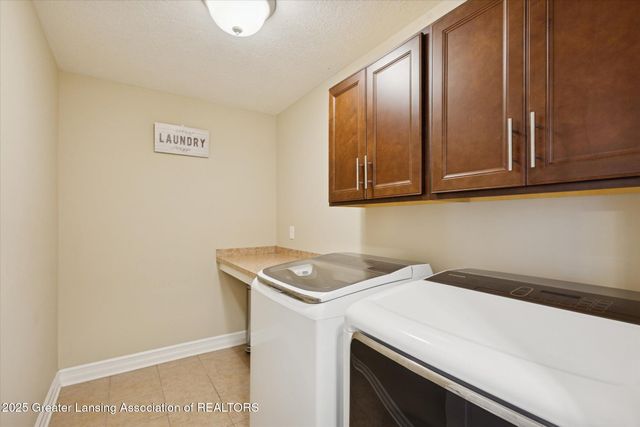 2740 Lupine Drive, Okemos, MI 48864