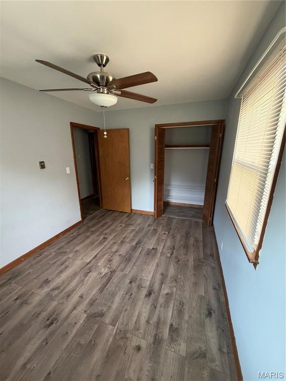 Image 18 of property listing at 423 E Fayette Street, Pittsfield, IL 62363