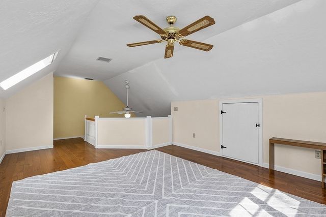 7 Neck Hill Rd, Mendon, MA 01756