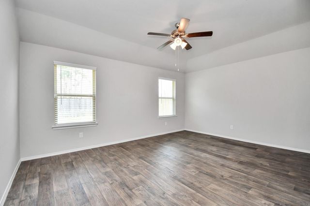 9830 Laurel Lake Lane, Conroe, TX 77384
