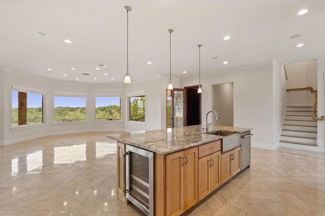 128 Carol CV, Spicewood, TX 78669