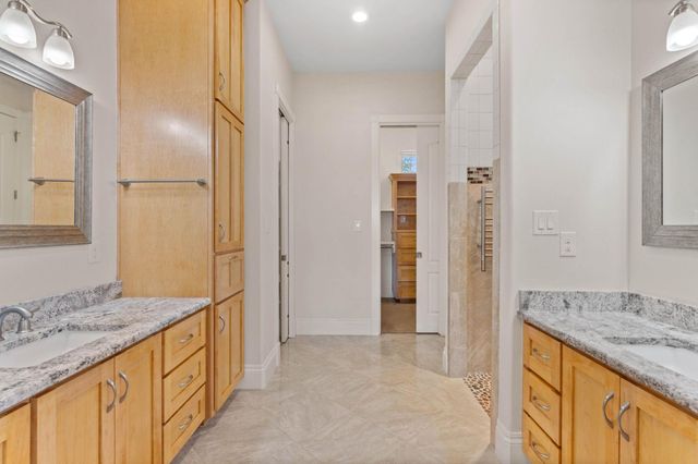128 Carol CV, Spicewood, TX 78669