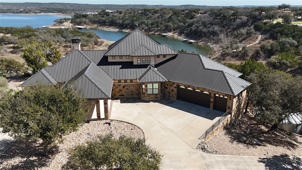 128 Carol CV, Spicewood, TX 78669