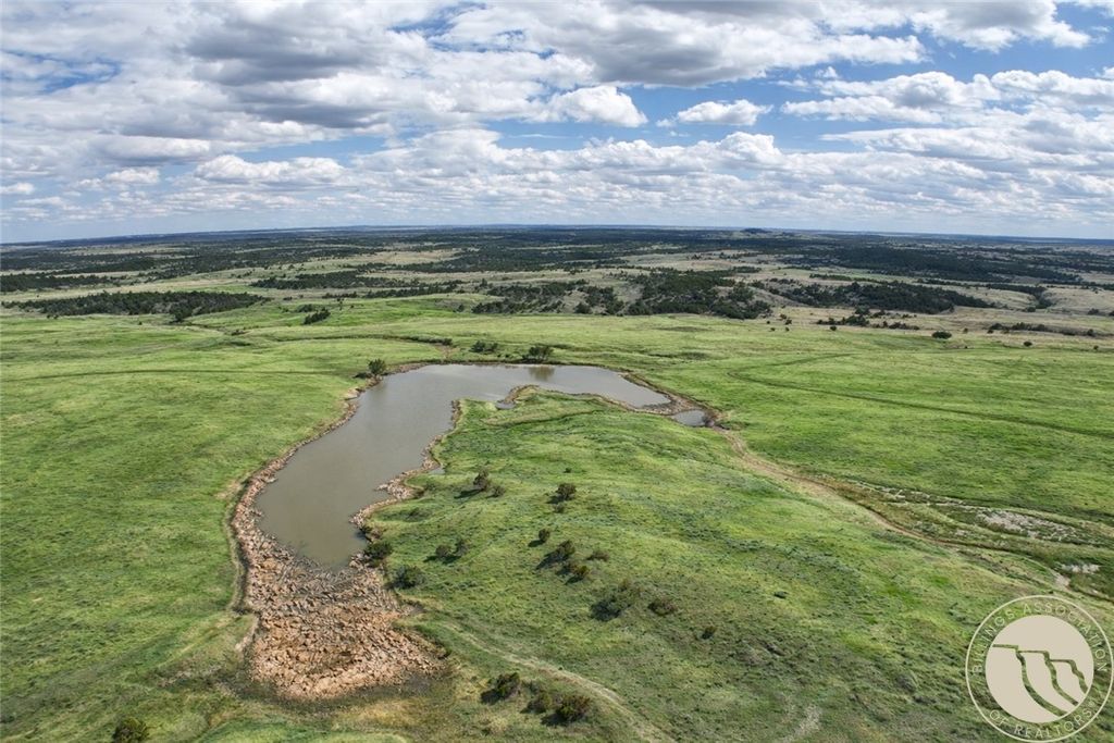 314 Oilfield Road, Glendive, MT 59326 photo 5