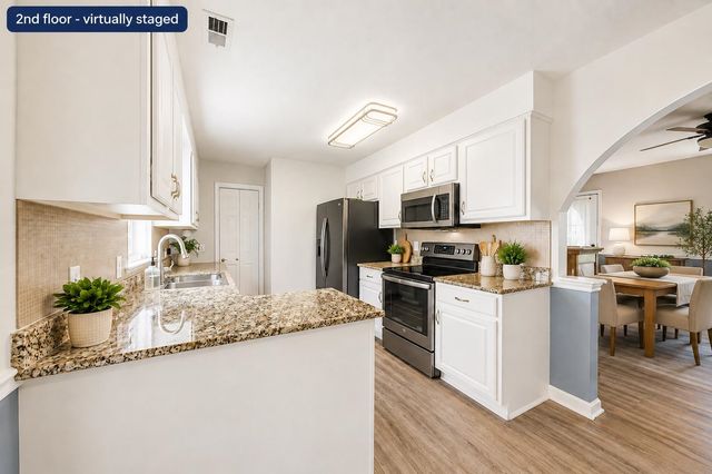 5117 S 1st St., Murrells Inlet, SC 29576
