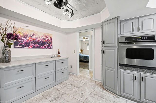 16371 Timberview Drive, Clinton Township, MI 48036