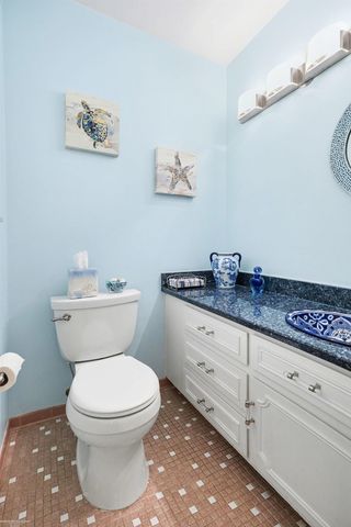 16371 Timberview Drive, Clinton Township, MI 48036