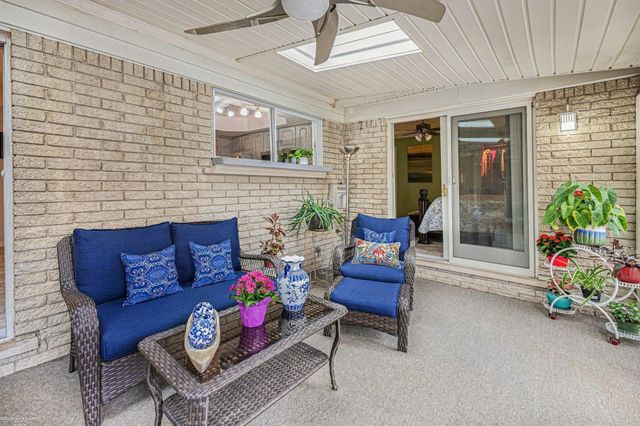 16371 Timberview Drive, Clinton Township, MI 48036