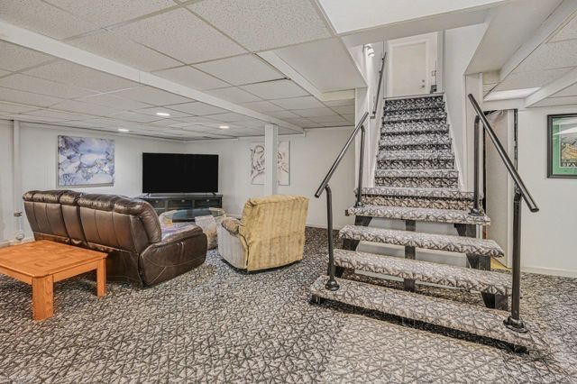 16371 Timberview Drive, Clinton Township, MI 48036