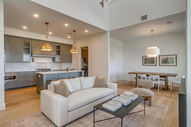 13833 Carnegie Drive, Fort Worth, TX 76008