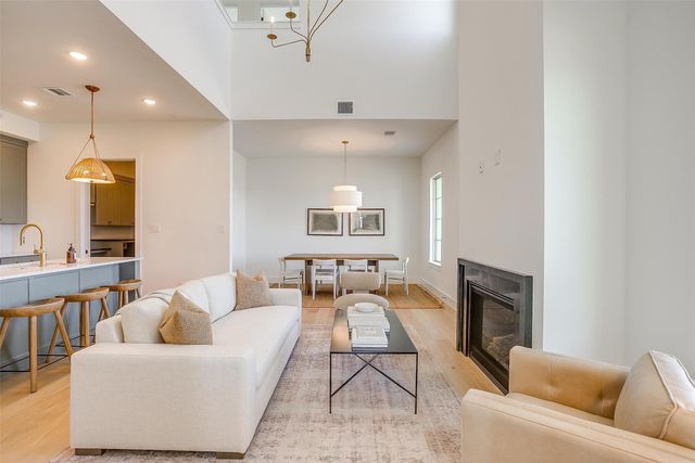 13833 Carnegie Drive, Fort Worth, TX 76008