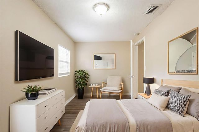 2115 E ELLICOTT STREET, Tampa, FL 33610