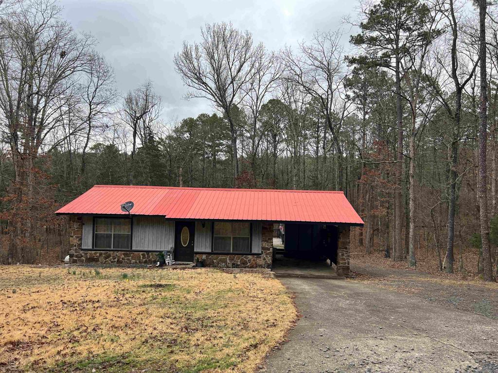153 Greenwood Road, Fairfield Bay, AR 72088