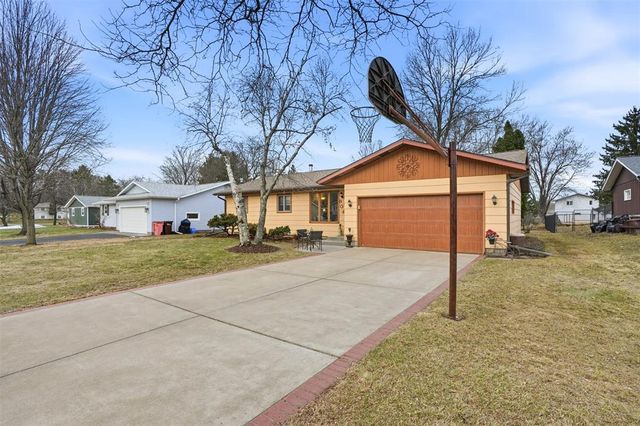 804 Roberts Street, Altoona, WI 54720