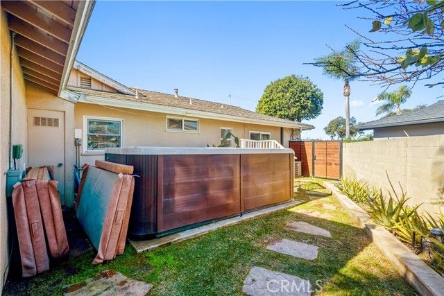 6232 Kimberly, Huntington Beach, CA 92647