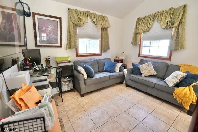 17 Garden Ave, Belleville Twp., NJ 07109