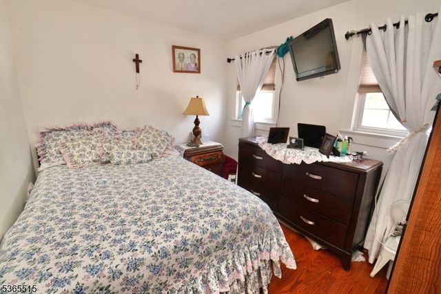 17 Garden Ave, Belleville Twp., NJ 07109