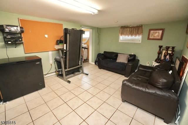 17 Garden Ave, Belleville Twp., NJ 07109