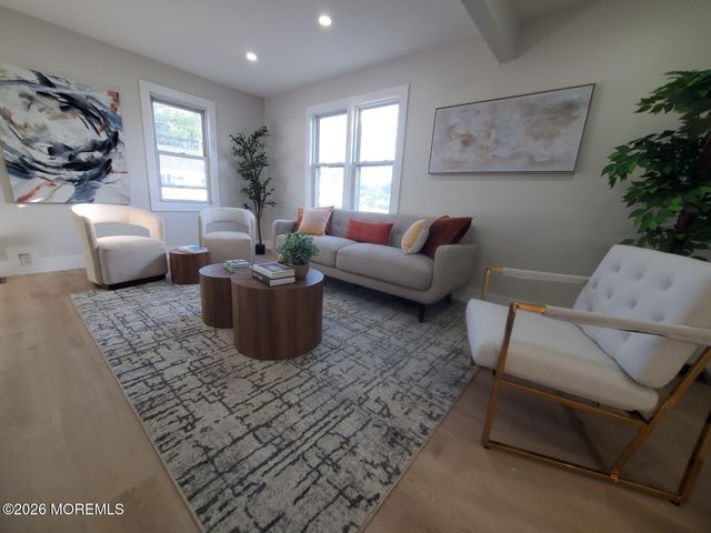 33 Morris Street, Burlington City, NJ 08016