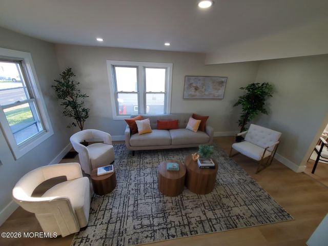 33 Morris Street, Burlington City, NJ 08016