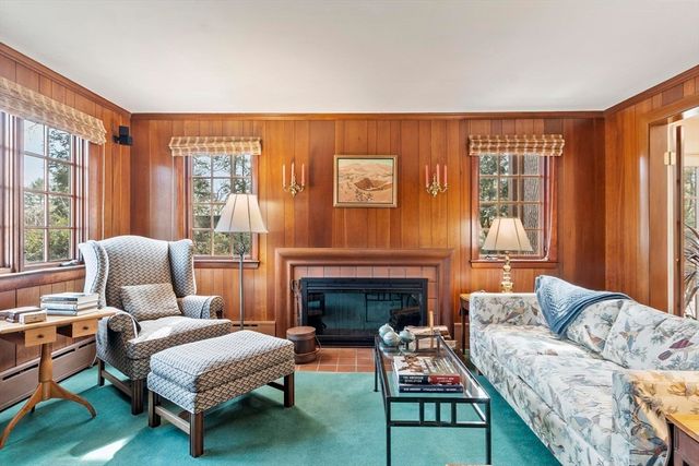 232 Rutledge Rd, Belmont, MA 02478