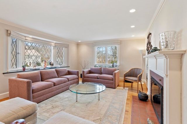 232 Rutledge Rd, Belmont, MA 02478