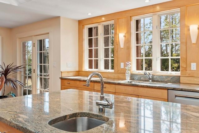 232 Rutledge Rd, Belmont, MA 02478