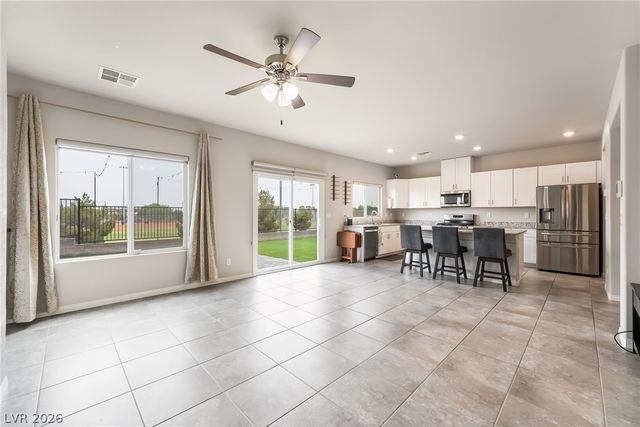 4622 Pointleaf Street, North Las Vegas, NV 89032