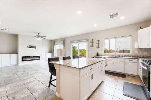 4622 Pointleaf Street, North Las Vegas, NV 89032