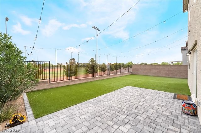 4622 Pointleaf Street, North Las Vegas, NV 89032