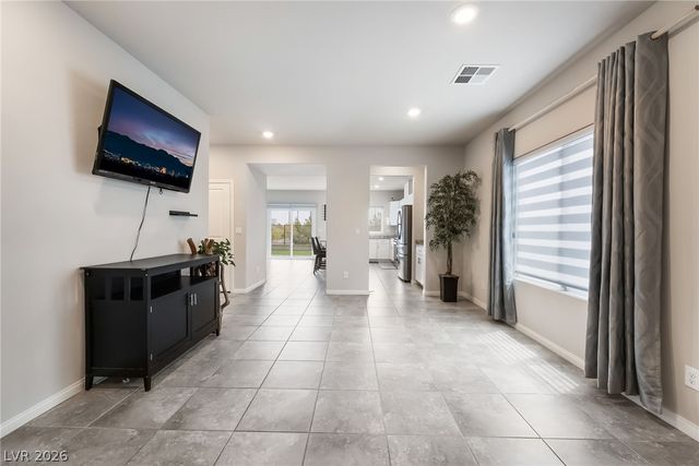 4622 Pointleaf Street, North Las Vegas, NV 89032