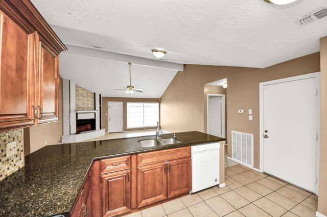 13602 Piney Oaks Drive, Houston, TX 77065