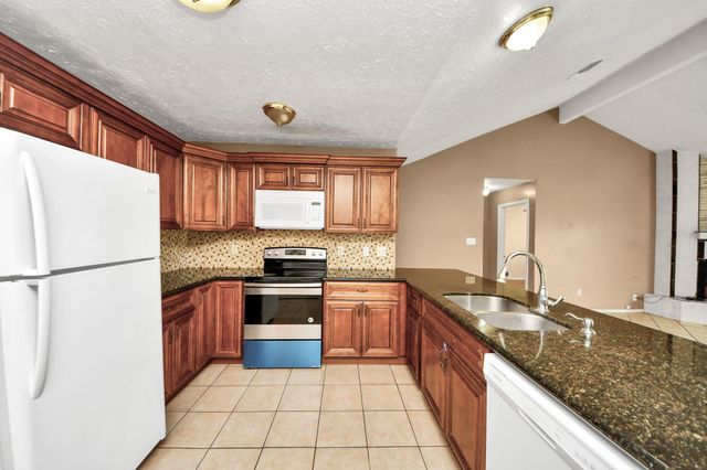 13602 Piney Oaks Drive, Houston, TX 77065