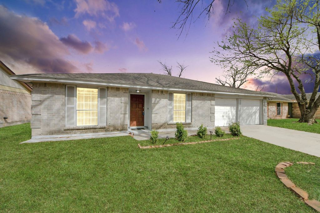 13602 Piney Oaks Drive, Houston, TX 77065