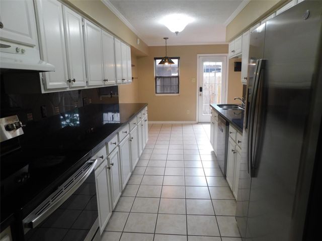 472 N Post Oak Lane, Houston, TX 77024