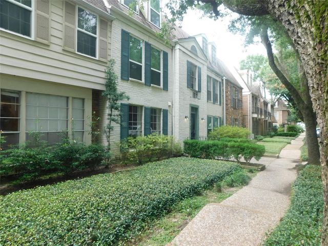 472 N Post Oak Lane, Houston, TX 77024